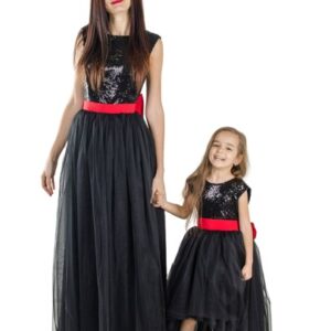 Black Dresses For Mother-Daughter Twinning Photoshoot